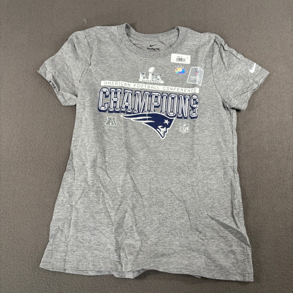 Nike New England Patriots Super Bowl LI AFC Champions Tee Womens Size S Gray